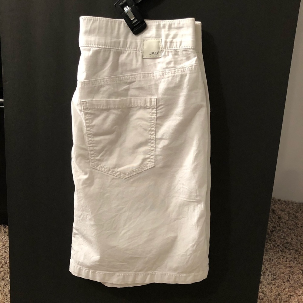 JAG White Skirt With Spandex Size 6
